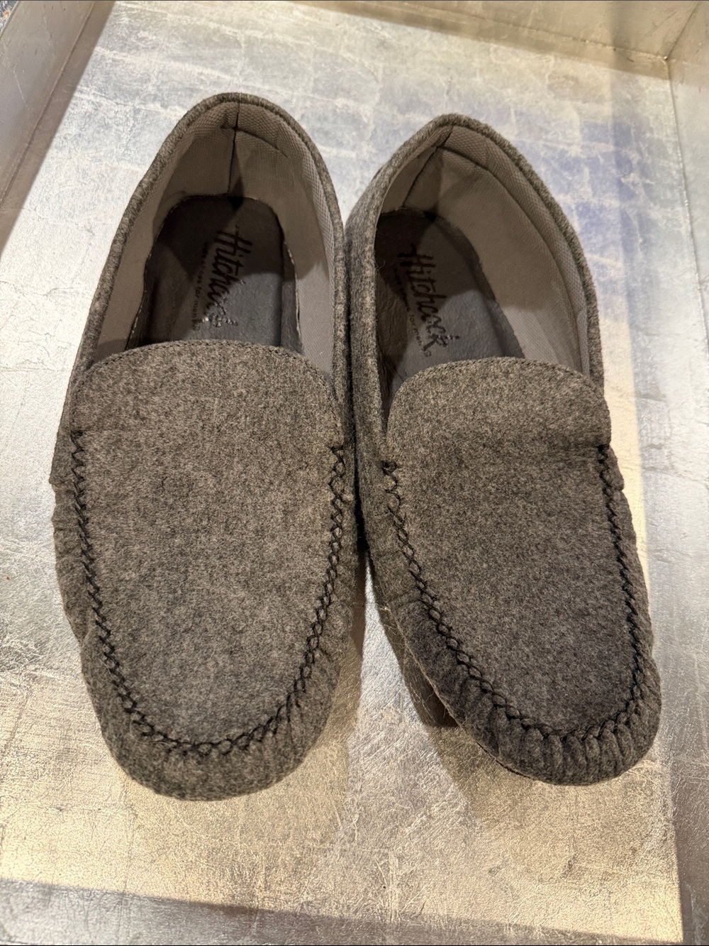 5E Extra-extra Wide feather light Hitchcock Moccasin Slippers